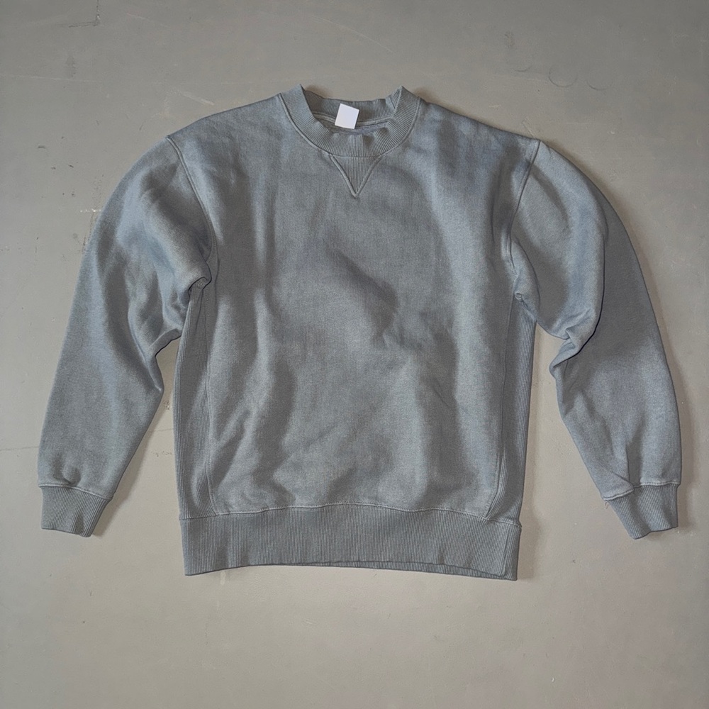 Zara Gray Crewneck Sweatshirt